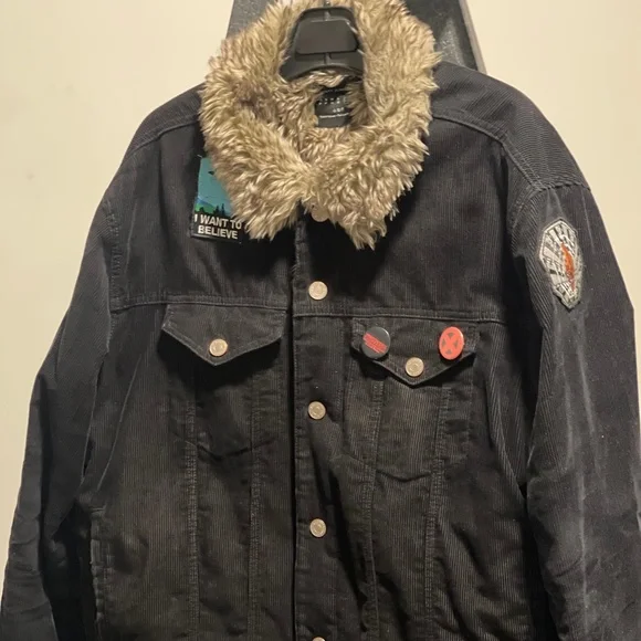 Stranger things - Picture 1 of 5